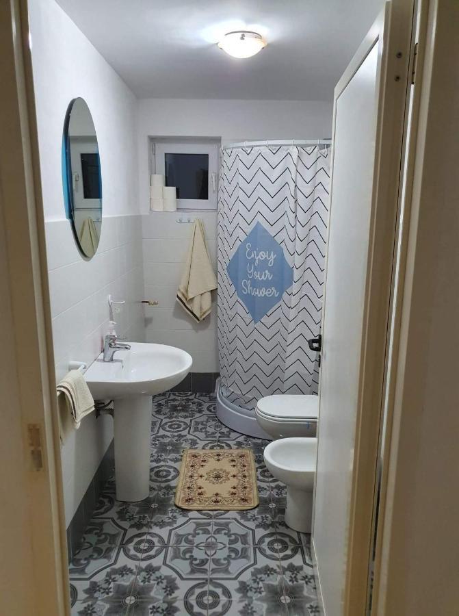 Vila Aslam Hotel Gura Humorului Bagian luar foto